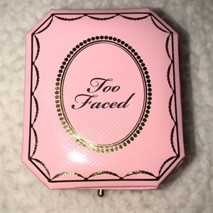 Too Faced Pink Diamond Highlight